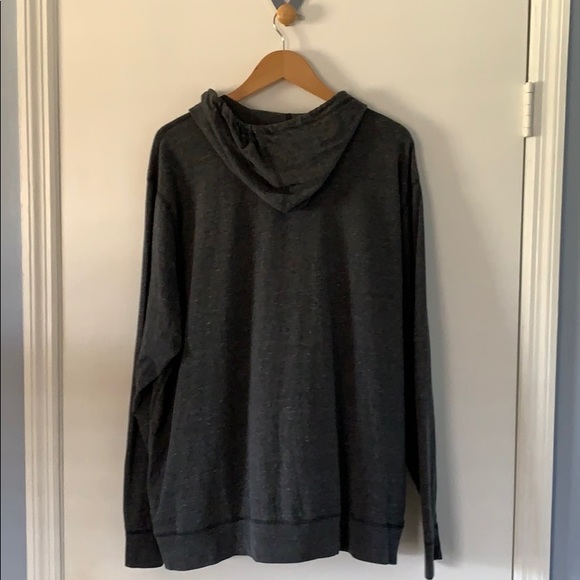 Old Navy Charcoal Light T-Shirt Sweater - Picture 3 of 3